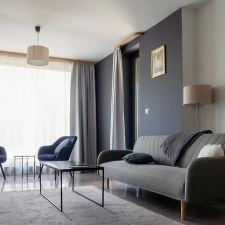 Vertigo 2 Modern 2-bedroom With Parking & Vitosha View Sofia