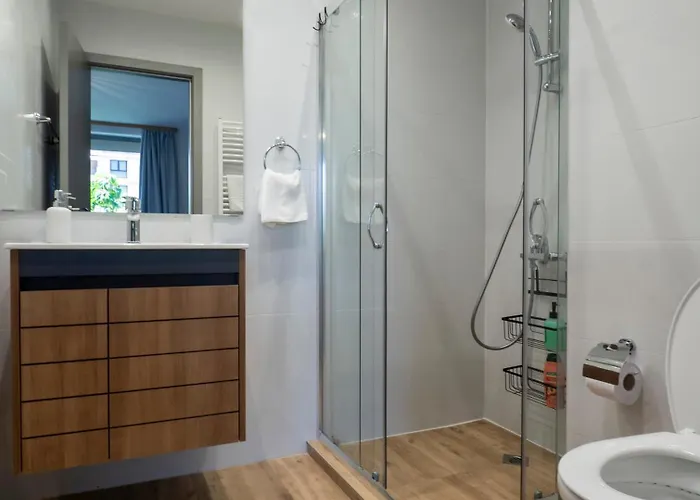 Апартамент Vertigo 2 Modern 2-bedroom With Parking & Vitosha View *