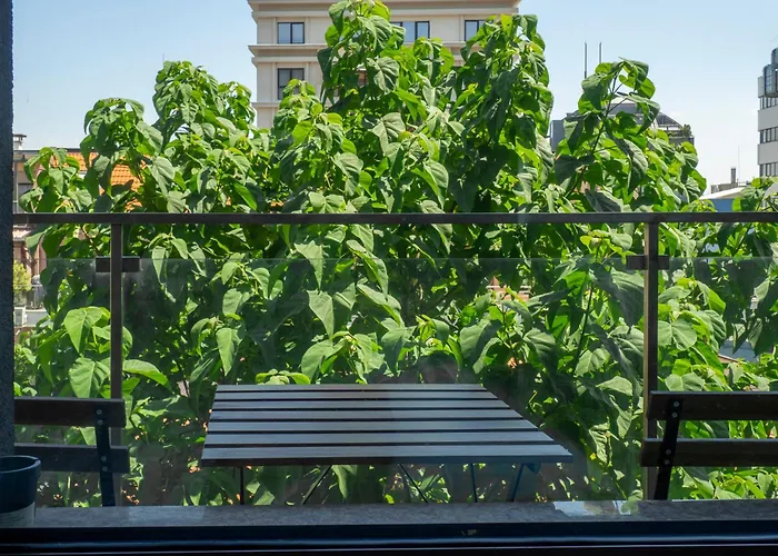 Vertigo 2 Modern 2-bedroom With Parking & Vitosha View * Sofia