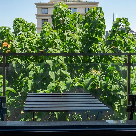 Vertigo 2 Modern 2-bedroom With Parking & Vitosha View * סופיה