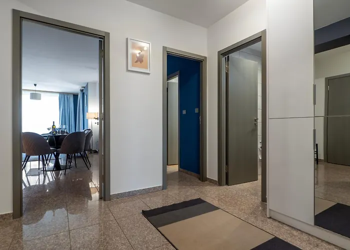 דירה Vertigo 2 Modern 2-bedroom With Parking & Vitosha View סופיה