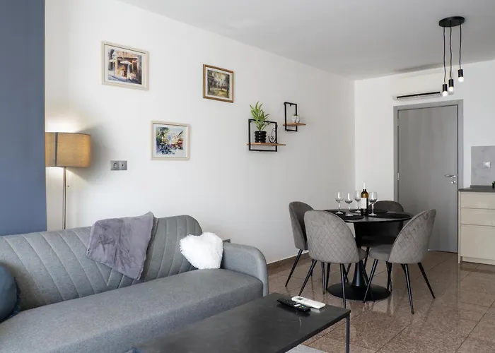 Vertigo 2 Modern 2-bedroom With Parking & Vitosha View